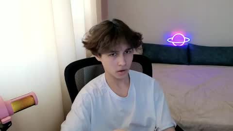 lukahayes online show from April 2, 4:03 pm