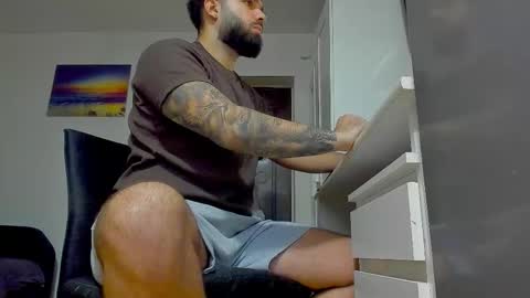 Luke online show from November 28, 1:40 pm