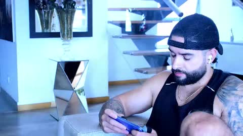 Lukhas f4f online show from November 5, 7:38 pm