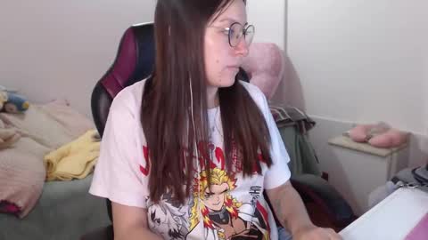 Snapshot of lula_05 chatting on December 18, 10:13 pm Vicky online show from December 18, 10:13 pm