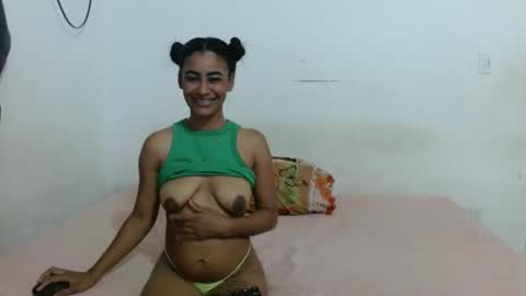 LULU LIZ online show from April 4, 8:05 pm