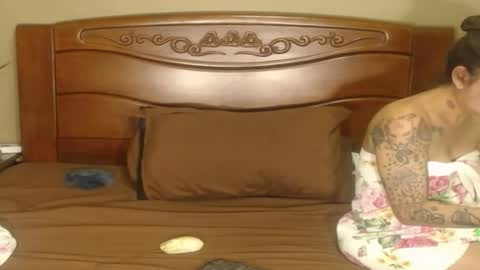 lulu_wild online show from April 11, 9:35 am