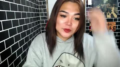 Kitty 3 online show from March 12, 6:53 pm