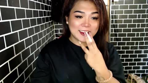 Kitty 3 online show from March 3, 5:42 am