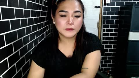 Kitty 3 online show from March 6, 2:51 pm