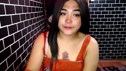 Kitty 3 online show from December 25, 2:13 pm
