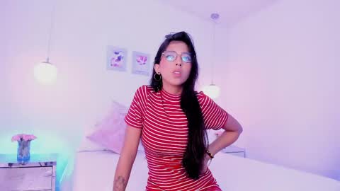 luluu online show from April 19, 12:17 pm