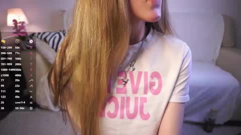 Kate online show from November 25, 9:30 am