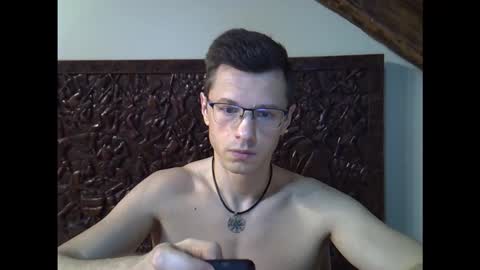 Andrew independent model 2000-0000 CET daily online show from December 18, 8:37 pm