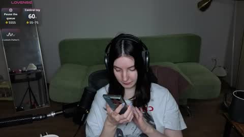 Lumi online show from July 21, 2:08 pm