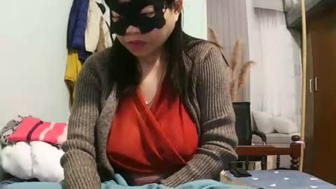 luna_beauty25 online show from February 25, 1:09 am