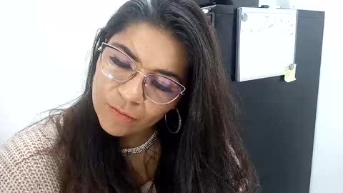 Snapshot of luna_dumont chatting on September 10, 2:40 pm luna online show from September 10, 2:40 pm