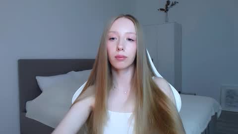 Luna online show from October 28, 8:10 pm