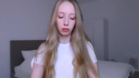 Luna online show from March 26, 9:42 pm