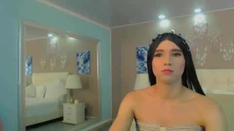 luna_lafontaine online show from November 4, 12:06 pm