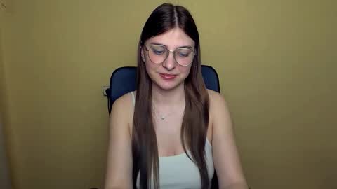 Luna online show from February 25, 4:10 pm