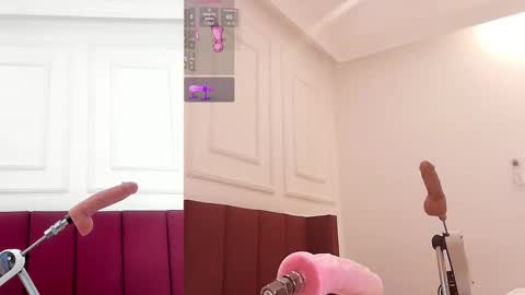 Snapshot of luna_monroe_ chatting on March 1, 10:45 am online show from March 1, 10:45 am