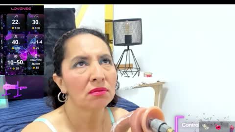 Snapshot of luna_naughty1 chatting on October 25, 7:03 pm luna_naughty1 online show from October 25, 7:03 pm