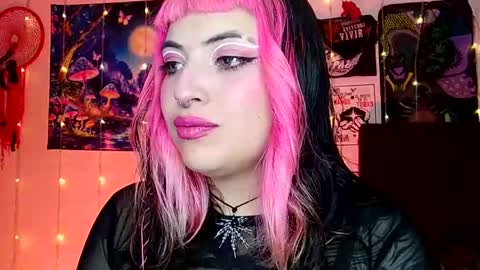 Snapshot of luna_ray420 chatting on March 8, 5:22 pm MISS LUNA  online show from March 8, 5:22 pm