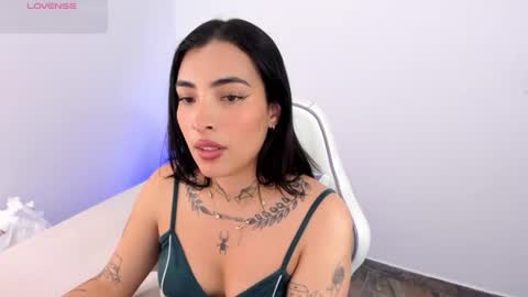 luna rose online show from June 27, 1:00 am
