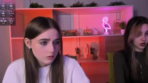 Luna online show from October 23, 7:15 pm