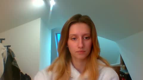 Snapshot of luna_xsensual chatting on January 8, 2:46 pm L U N A online show from January 8, 2:46 pm