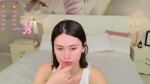 Luna online show from April 12, 2:54 pm