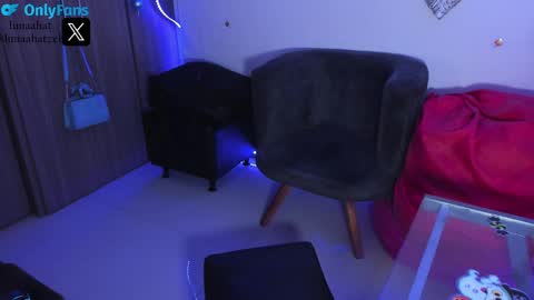 Luna Hatzel online show from January 23, 8:25 am