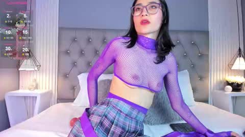 Luna  online show from October 29, 5:36 pm