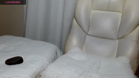 Luna Dread online show from October 21, 1:16 pm