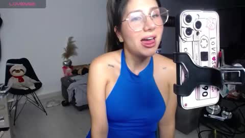 lunagardners online show from December 18, 3:46 am