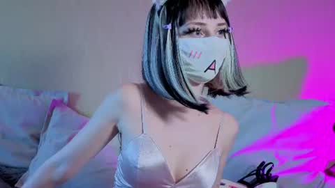 Luna online show from July 21, 2:30 pm