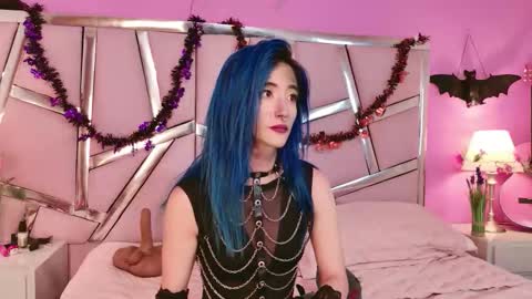 Snapshot of lunapagee chatting on October 15, 8:42 pm Luna Page online show from October 15, 8:42 pm