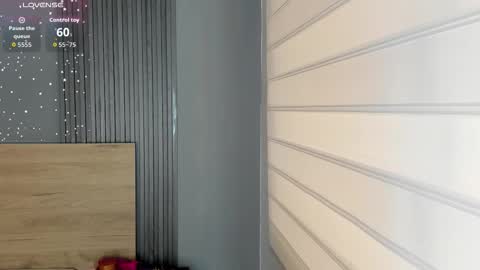 Luna  online show from January 9, 7:08 pm