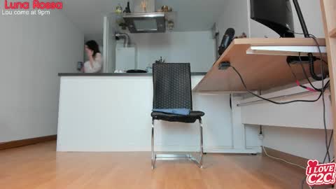 Snapshot of lunarossacam chatting on October 22, 5:25 pm Luna Rossa online show from October 22, 5:25 pm