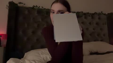 lunasnow online show from February 12, 1:04 pm