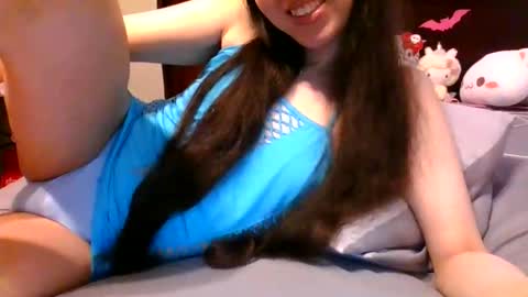 Snapshot of lunastclaire chatting on October 22, 7:37 pm Onlyfans LunaMichelly Snapchat LunaStClaire Instagram LunaMeShell Twitter LunaStClaire online show from October 22, 7:37 pm