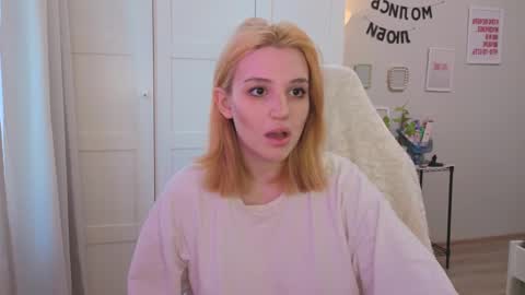 Kate online show from February 3, 9:57 am