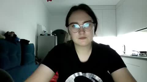 lunavelvet3 online show from November 5, 4:20 pm