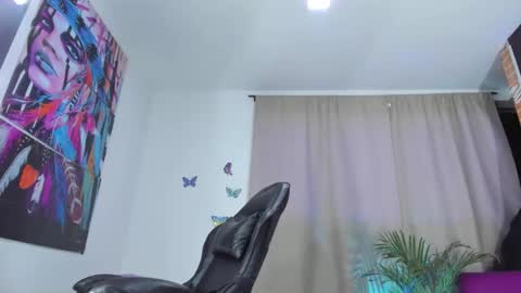 LunoxLili online show from November 28, 3:14 am