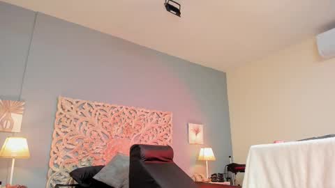 lupe online show from October 2, 7:34 pm