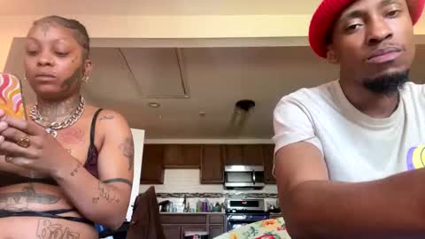 LUST online show from November 10, 5:48 pm