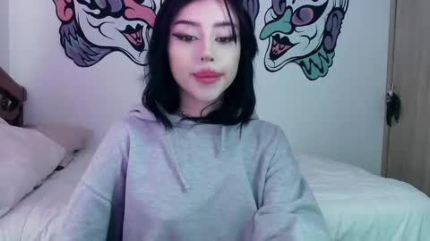 Snapshot of lustful_aprilx chatting on December 2, 10:18 pm Valerie  April   online show from December 2, 10:18 pm