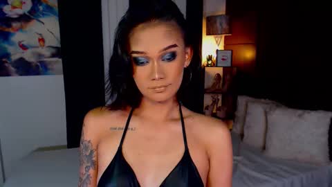 AdriannaFowks online show from January 8, 1:42 am