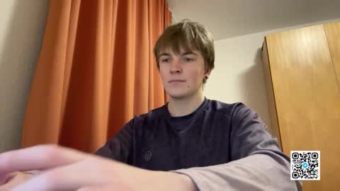 Nik online show from December 14, 4:35 pm