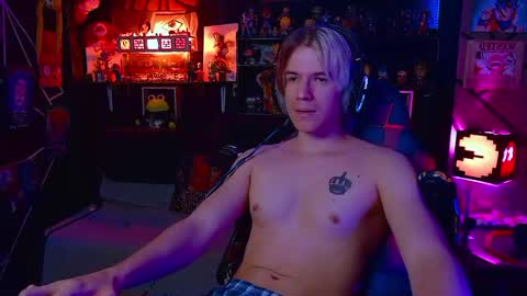 lustymatt online show from October 31, 3:51 am