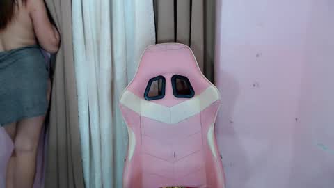 lustyseraphina online show from February 23, 6:48 am