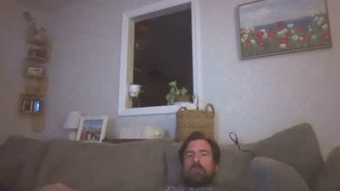 Luv2likslit online show from April 1, 7:20 am