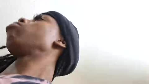 itsthadonnbae2xx online show from November 12, 8:05 am