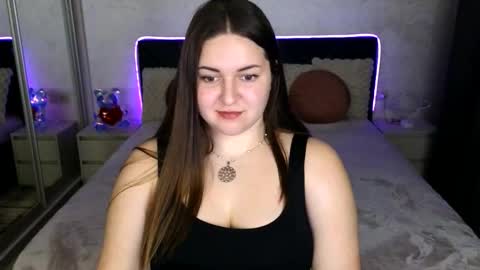 lux_lizz online show from February 28, 10:47 pm
